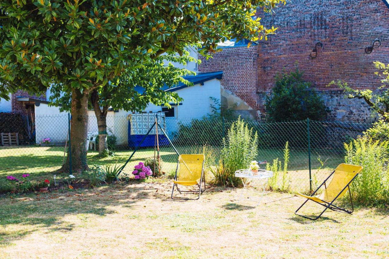 Ma Maison De Poupee Honfleur Eksteriør bilde